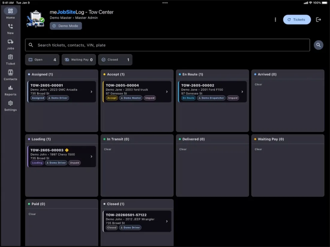 Tow Truck Center tablet screenshot 10: Dispatch board with status columns.